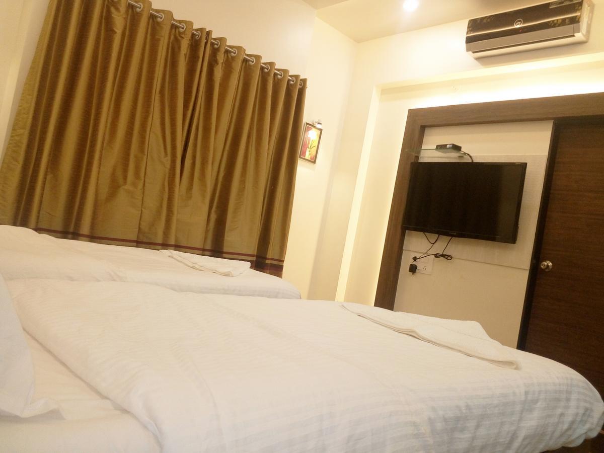 Hotel Pushpak Park Osmanabad Eksteriør bilde